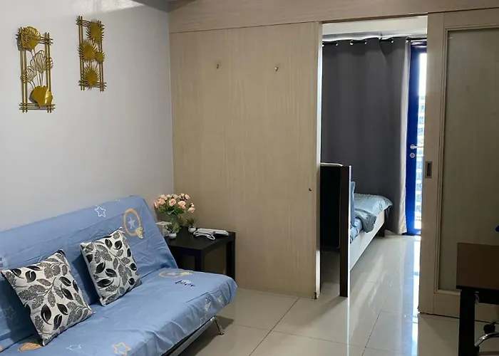 Glenda Place Aurum At Sea Residences Manila
